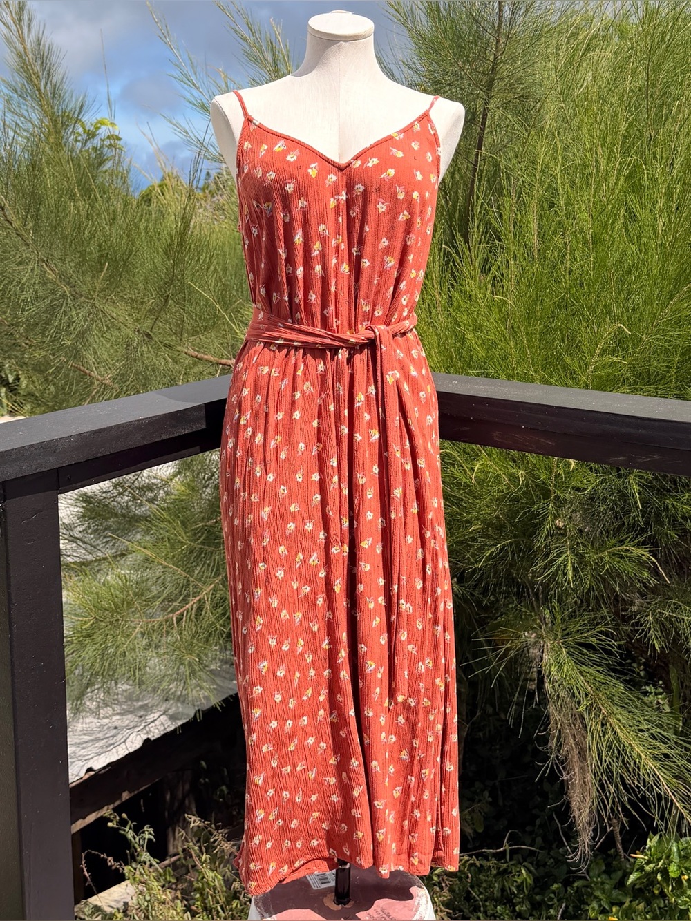 BILLABONG SHAKE IT AGAIN JUMPSUIT IN HENNA size Small - Picture 4 of 16